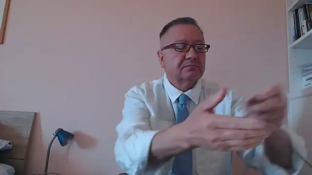 YOU6me online show from 6, 10, 2025