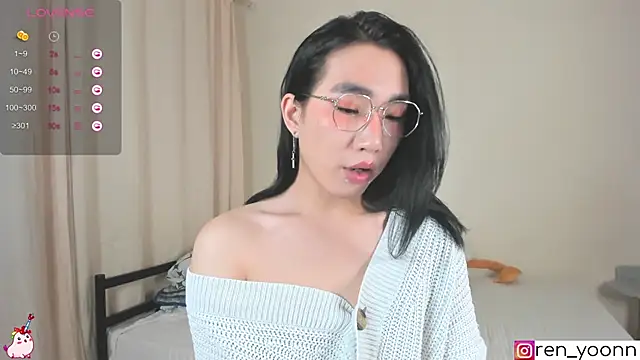 Snapshot of Ren_yoon chatting on 27, 9, 2025 Ren yoon online show from 27, 9, 2025