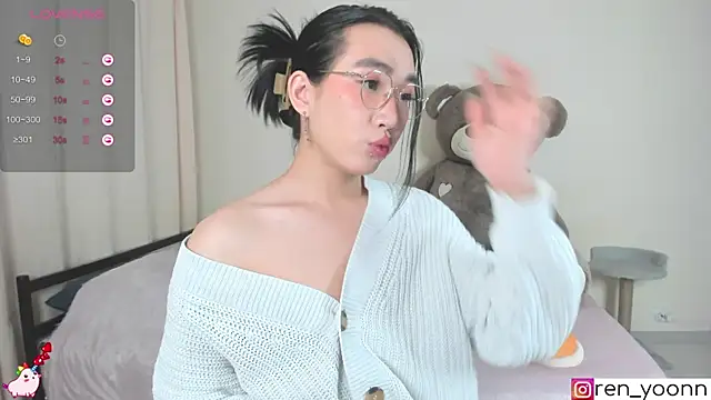 Snapshot of Ren_yoon chatting on 12, 10, 2025 Ren yoon online show from 12, 10, 2025