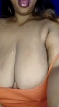 Snapshot of winterqueenx chatting on 12, 1, 2025 winterqueenx online show from 12, 1, 2025