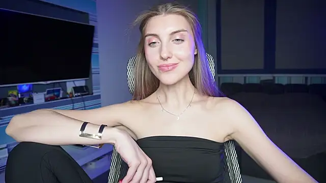 Snapshot of CassiaBlade1 chatting on 29, 9, 2025 CassiaBlade1 online show from 29, 9, 2025