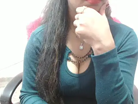 LovingPihu online show from 6, 2, 2025