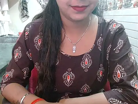 LovingPihu online show from 2, 4, 2026