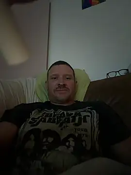 Snapshot of nesta233 chatting on 28, 3, 2026 nesta233 online show from 28, 3, 2026