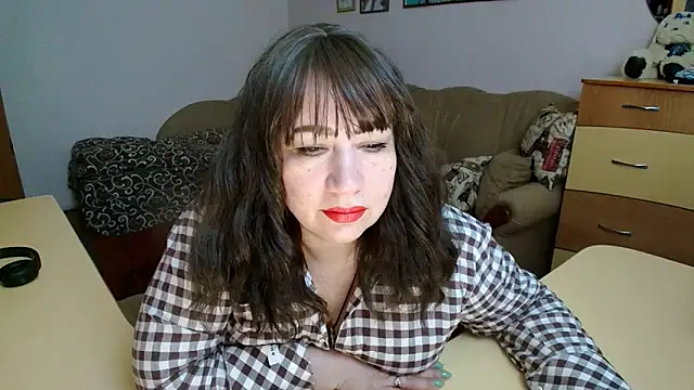 Lucretia Goldi  online show from 9, 3, 2026