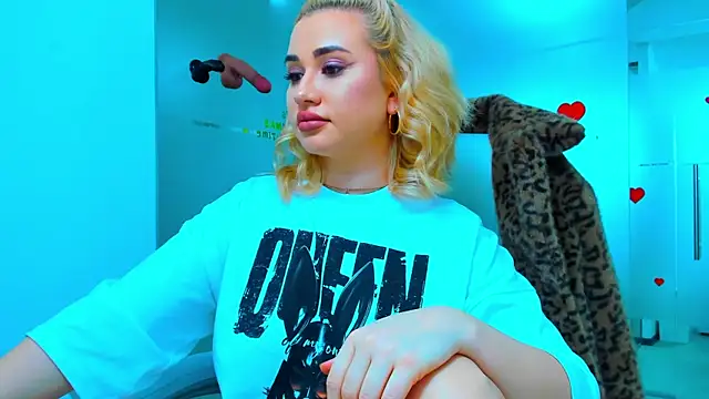 Snapshot of sassy_madeline chatting on 14, 12, 2024 sassy madeline online show from 14, 12, 2024