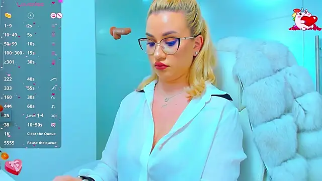 Snapshot of sassy_madeline chatting on 13, 2, 2025 sassy madeline online show from 13, 2, 2025