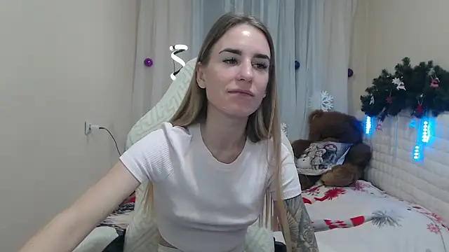 Snapshot of DeboraHorny chatting on 21, 12, 2025 DeboraHorny online show from 21, 12, 2025