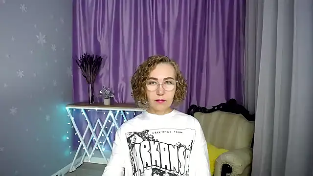 queen a n i online show from 29, 6, 2026
