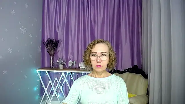 queen a n i online show from 5, 7, 2026