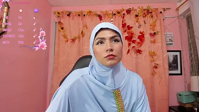 Snapshot of DarshaKhemu chatting on 15, 12, 2025 DarshaKhemu online show from 15, 12, 2025