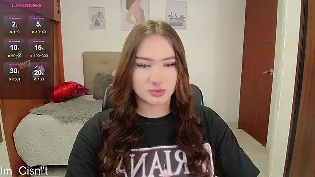 Snapshot of Miley_Baker chatting on 18, 12, 2024 Miley Baker online show from 18, 12, 2024