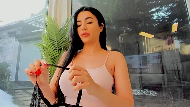 Naila18 online show from 4, 3, 2026