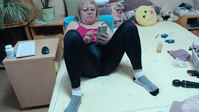 Margaret-milf online show from 14, 11, 2025