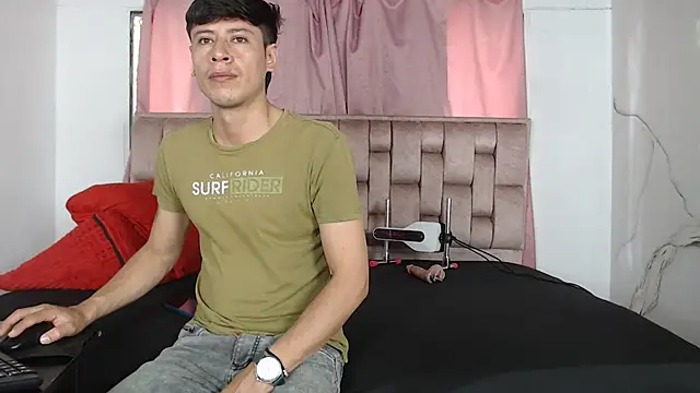 Sexytaty2022 online show from 9, 4, 2026