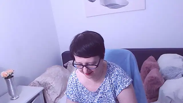 ChristaRose online show from 26, 10, 2025