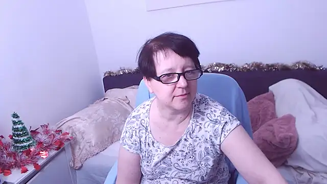 ChristaRose online show from 13, 12, 2025