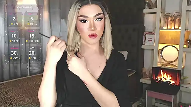 Snapshot of Local_Hoelyx chatting on 12, 12, 2024 Local Hoelyx online show from 12, 12, 2024