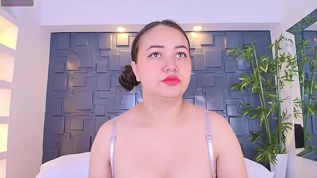 AnaisClark online show from 30, 1, 2025