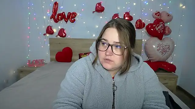 Snapshot of XX_Daniella_XX chatting on 17, 2, 2025 XX Daniella XX online show from 17, 2, 2025