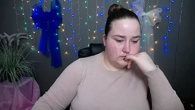 Snapshot of XX_Daniella_XX chatting on 4, 12, 2025 XX Daniella XX online show from 4, 12, 2025