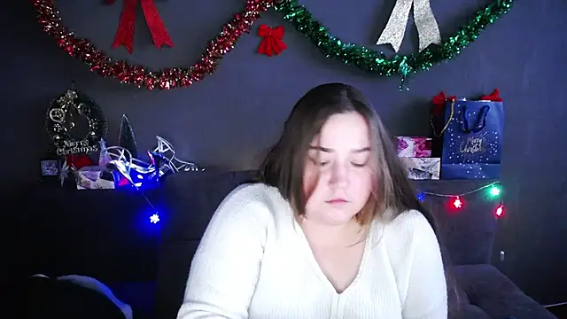 Snapshot of XX_Daniella_XX chatting on 16, 12, 2025 XX Daniella XX online show from 16, 12, 2025