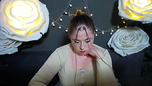 Snapshot of JessikaDaniel chatting on 11, 11, 2025 JessikaDaniel online show from 11, 11, 2025