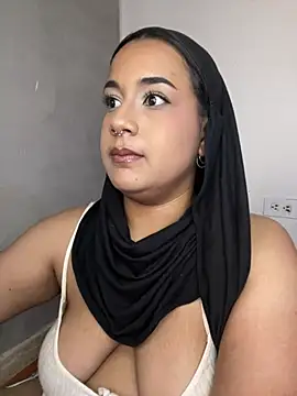 Maryam yamal online show from 8, 2, 2025