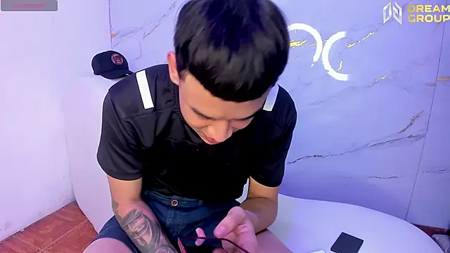 Snapshot of SecretsParty chatting on 8, 11, 2025 SecretsParty online show from 8, 11, 2025