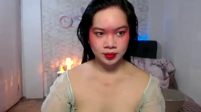 Snapshot of Hebefemme chatting on 19, 12, 2024 Hebefemme online show from 19, 12, 2024