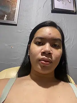 Snapshot of Hebefemme chatting on 7, 3, 2025 Hebefemme online show from 7, 3, 2025