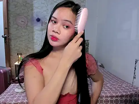 Snapshot of Hebefemme chatting on 8, 9, 2025 Hebefemme online show from 8, 9, 2025