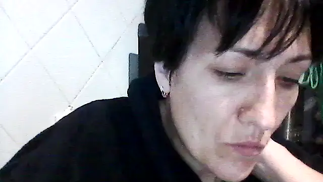 Snapshot of SunnyAmorre chatting on 16, 10, 2025 SunnyAmorre online show from 16, 10, 2025