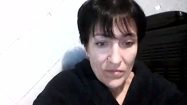 Snapshot of SunnyAmorre chatting on 17, 10, 2025 SunnyAmorre online show from 17, 10, 2025