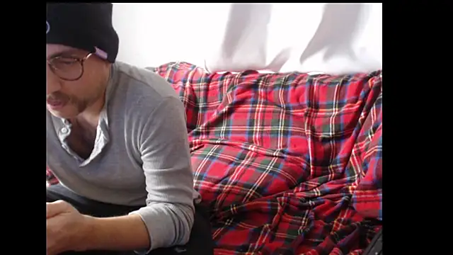 whiskyjane69 online show from 12, 11, 2025