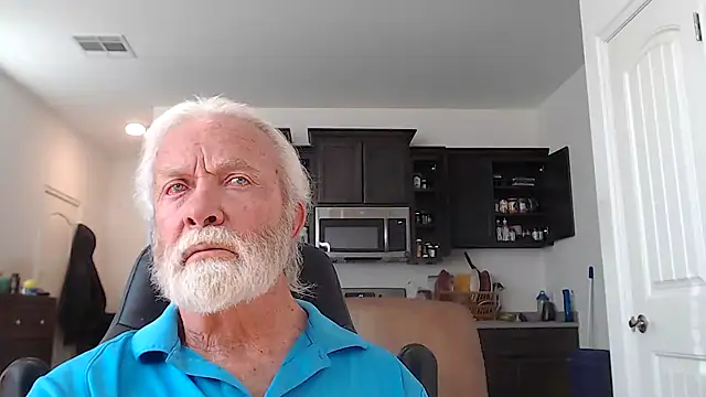 Snapshot of rockpoint69 chatting on 2, 1, 2025 rockpoint69 online show from 2, 1, 2025