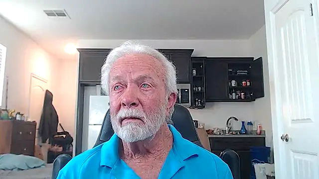 Snapshot of rockpoint69 chatting on 10, 11, 2025 rockpoint69 online show from 10, 11, 2025