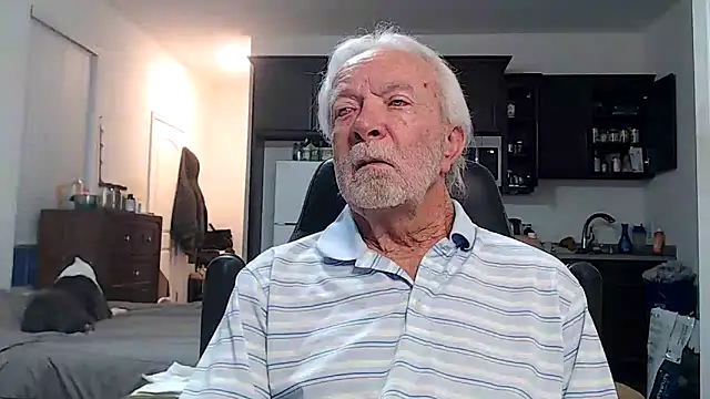 Snapshot of rockpoint69 chatting on 5, 12, 2025 rockpoint69 online show from 5, 12, 2025