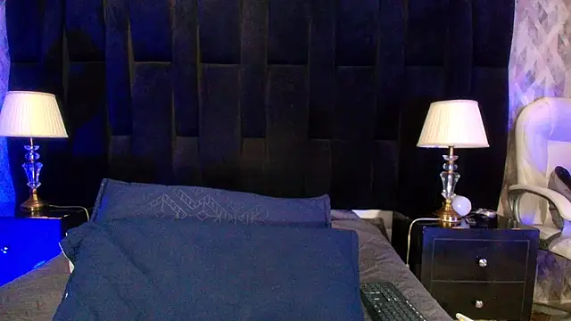 shelsyloreds online show from 10, 3, 2025