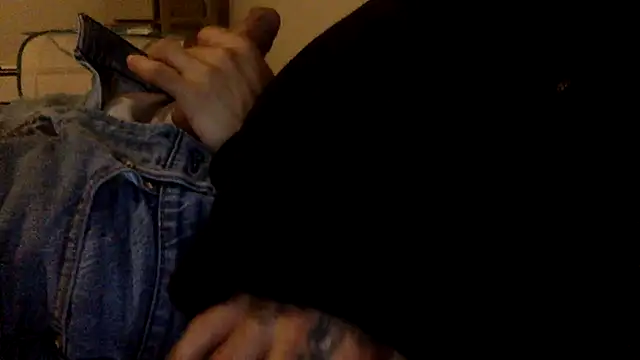 Snapshot of Bad_MWatz chatting on 21, 12, 2025 Bad MWatz online show from 21, 12, 2025