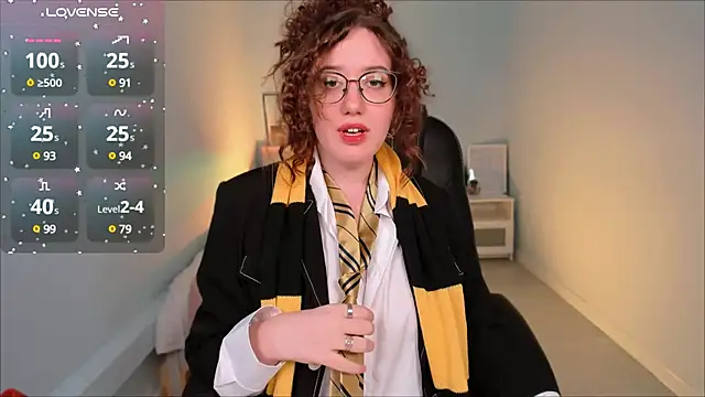 Snapshot of Charmy_Gracy chatting on 7, 12, 2024 Charmy Gracy online show from 7, 12, 2024