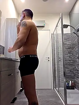 Snapshot of kekko-1982 chatting on 10, 2, 2025 kekko-1982 online show from 10, 2, 2025