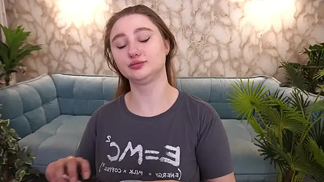 Snapshot of handsome_D chatting on 13, 11, 2025 handsome D online show from 13, 11, 2025