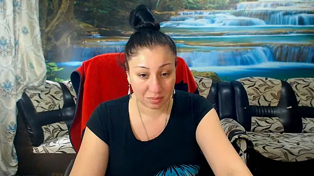 MoistMady online show from 13, 4, 2026