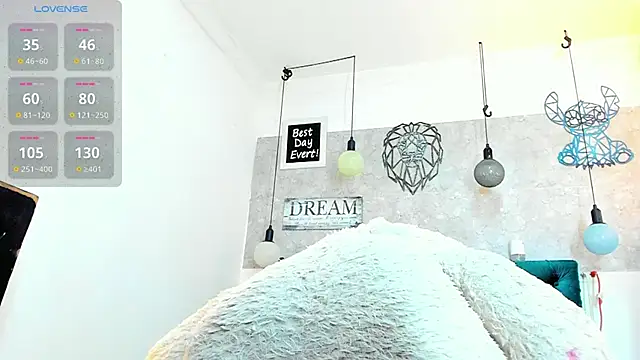 Snapshot of Rebeca_xs chatting on 27, 10, 2025 Rebeca xs online show from 27, 10, 2025