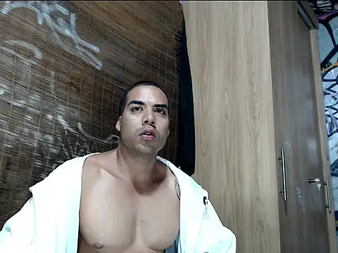 Justin Frank online show from 14, 11, 2025