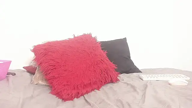 Snapshot of anenchantedtale chatting on 13, 12, 2024 anenchantedtale online show from 13, 12, 2024