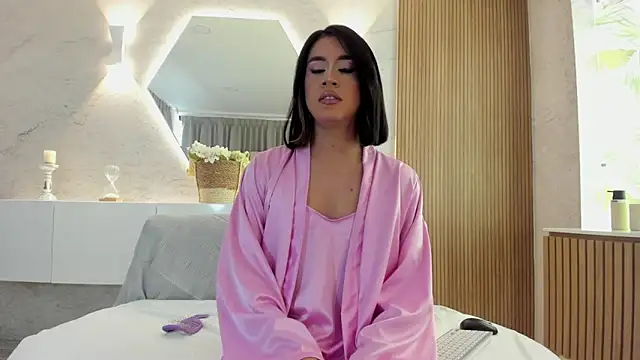 Scarleett 22 online show from 4, 10, 2025