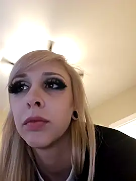 Snapshot of AmethystFoxx chatting on 29, 11, 2025 AmethystFoxx online show from 29, 11, 2025