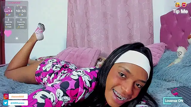 Snapshot of sharon_hill chatting on 19, 9, 2025 sharon hill online show from 19, 9, 2025